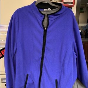 Lightweight fleece jacket